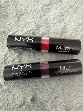 NYX Matte Lipstick Duo - Bright Red & Deep Plum